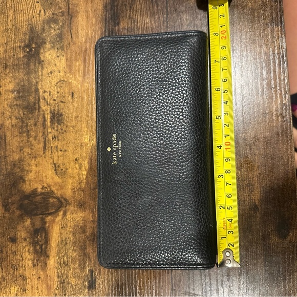 Kate Spade Wallet - Picture 8 of 10